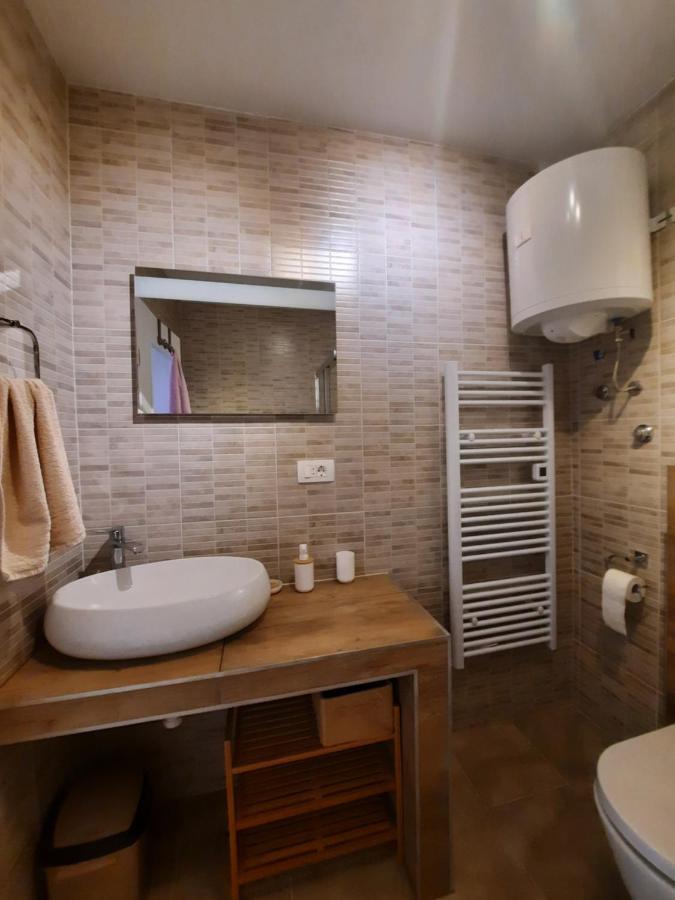 Appartamento Manda Ljubetic Sutivan Esterno foto