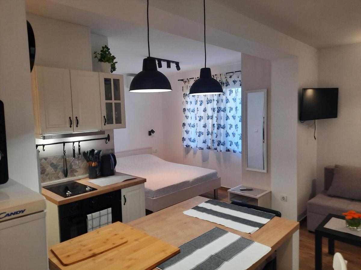 Appartamento Manda Ljubetic Sutivan Esterno foto