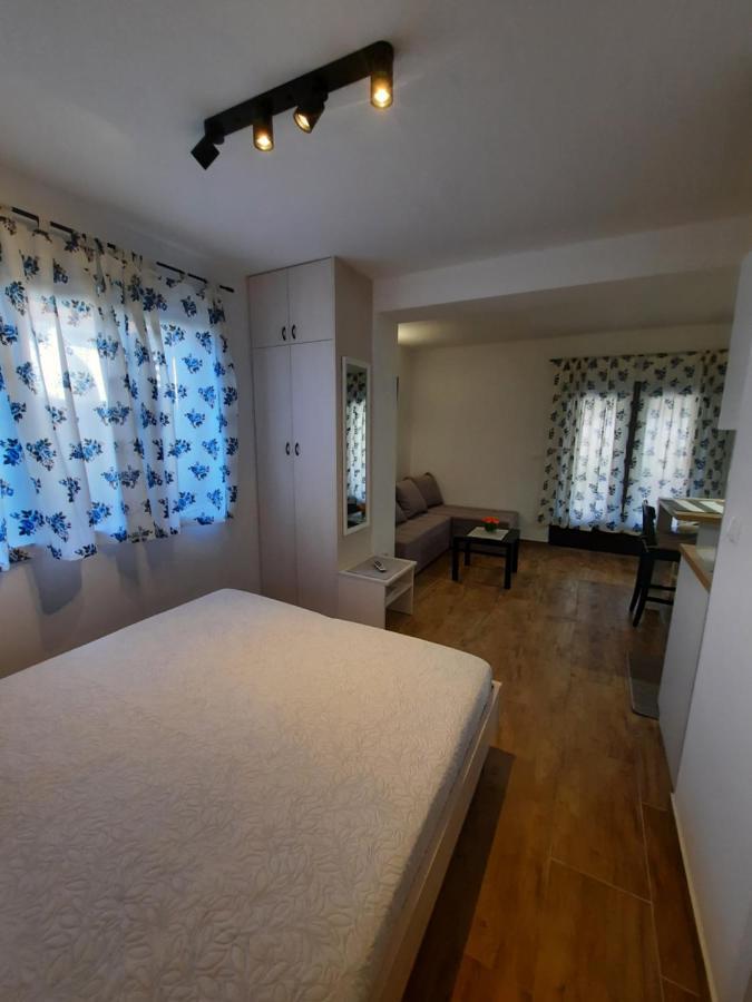 Appartamento Manda Ljubetic Sutivan Esterno foto