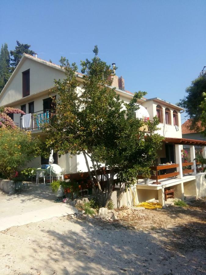 Appartamento Manda Ljubetic Sutivan Esterno foto