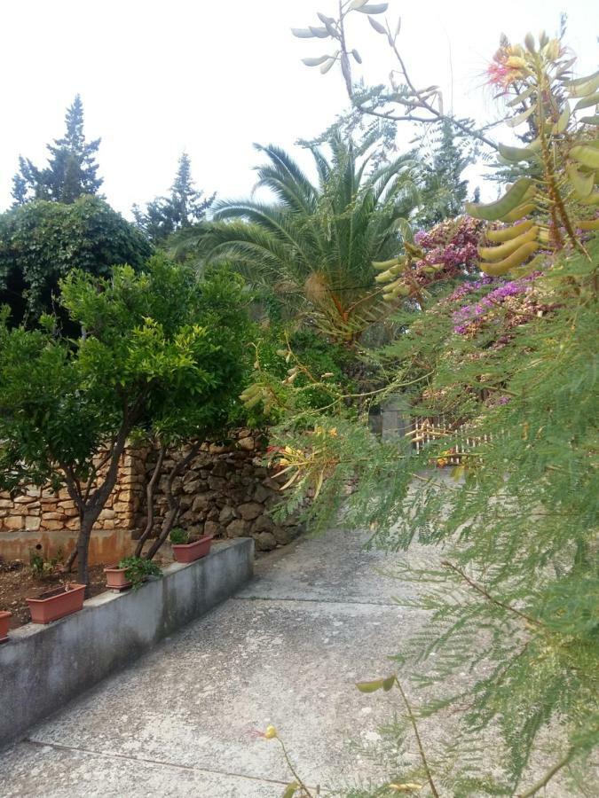 Appartamento Manda Ljubetic Sutivan Esterno foto